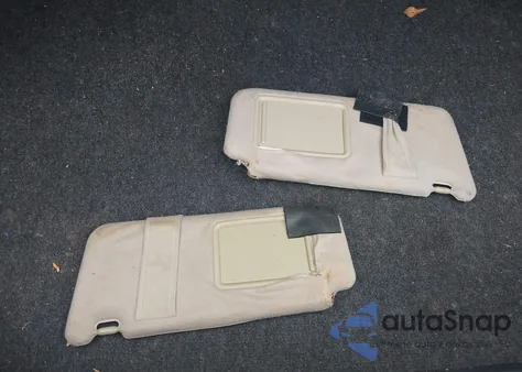 2010 Toyota Camry Le z USA, uszkodzony, nr VIN 4T1BF3EK9AU068354